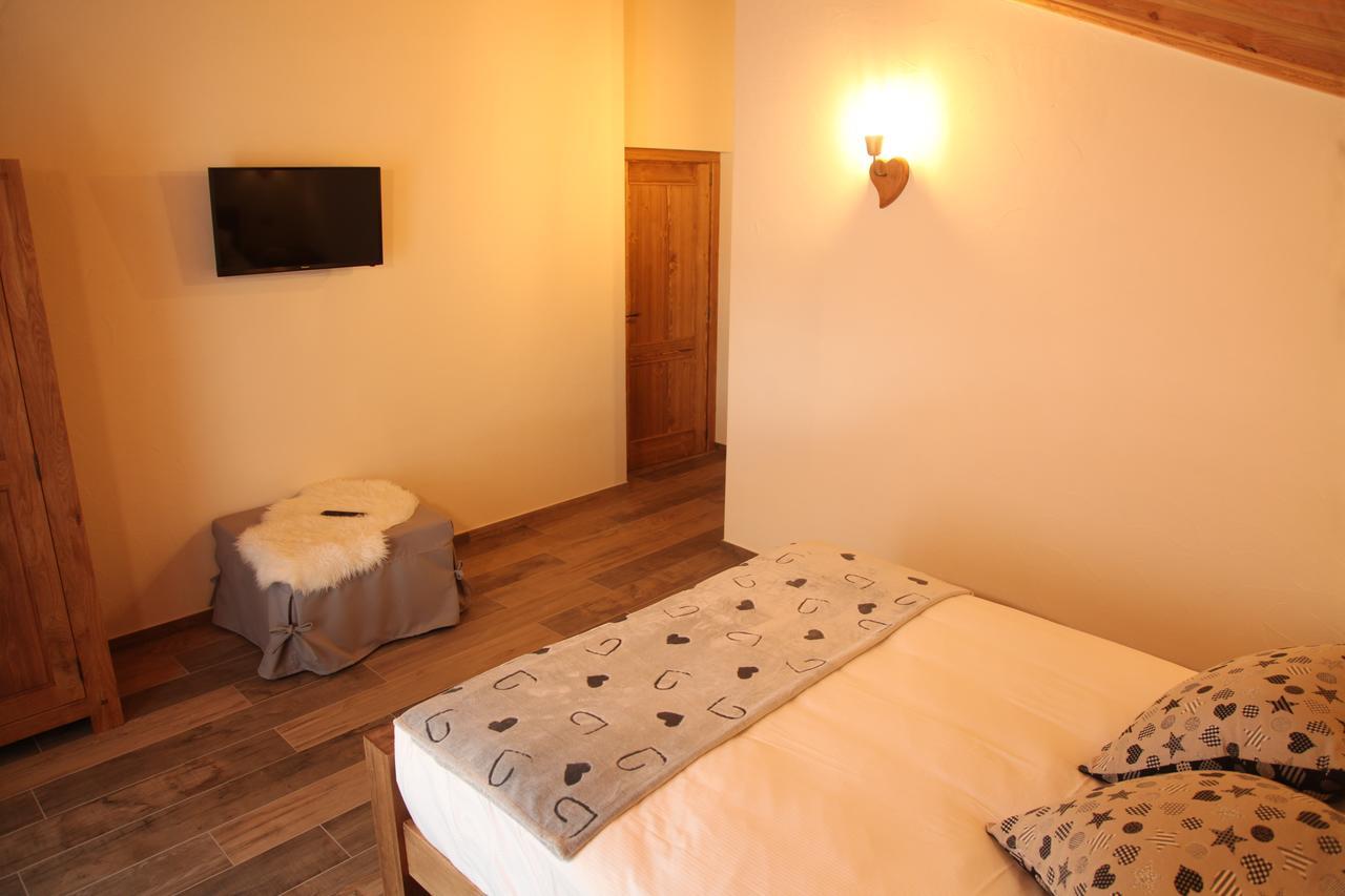 Bed and Breakfast Mi Casa Tu Casa Brusson Exterior foto